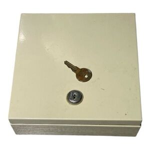Cash Box METAL WALL MOUNT KEY HOLDER LOCK BOX
